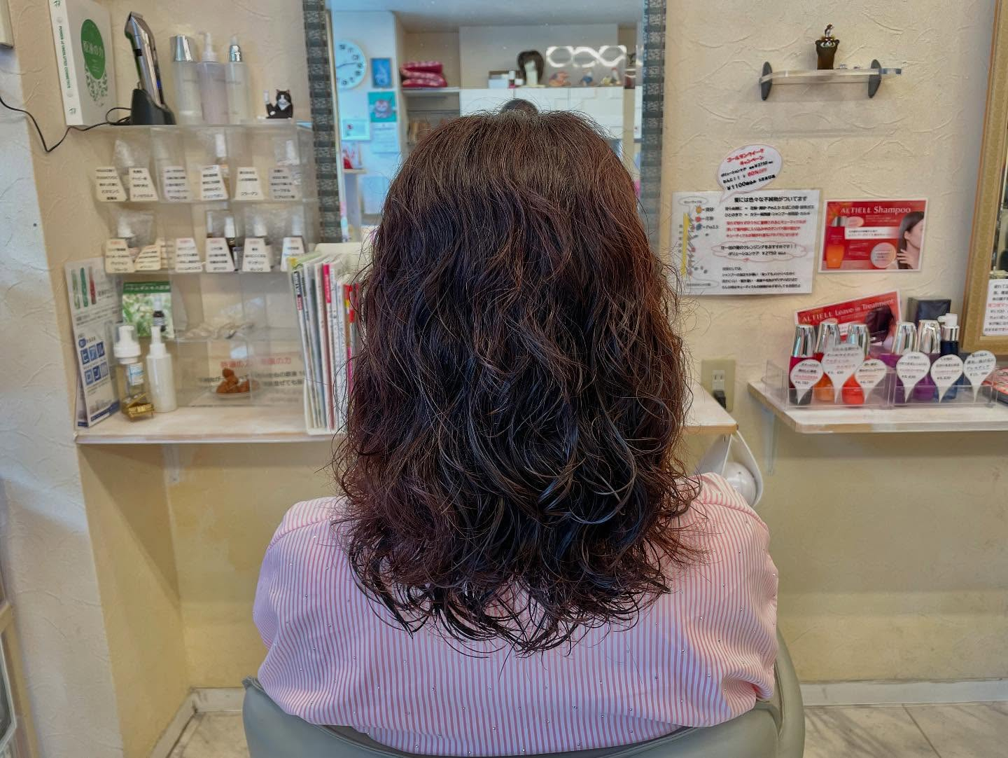 【篠崎】カール大きめセミロングパーマ