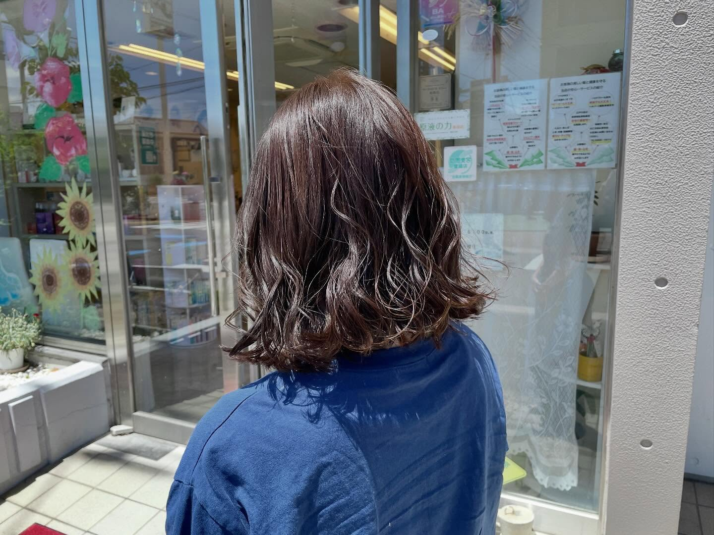 【篠崎】ヴィラロドラカラーパレットで艶のあるカラー🎨